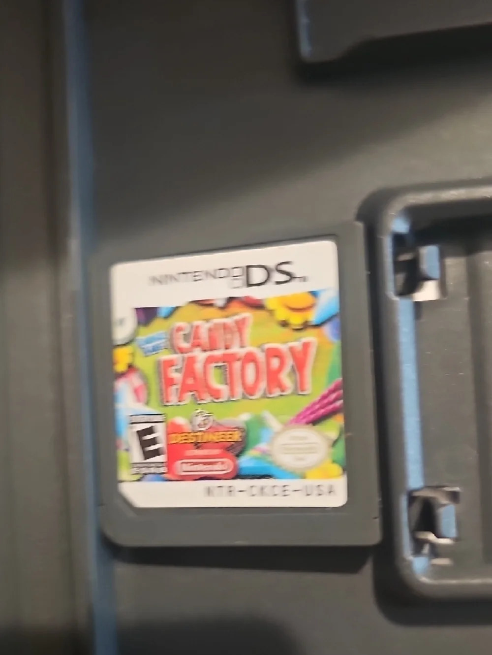 Nintendo DS Candy Factory – Green & Pink Cover Artwork Book Included